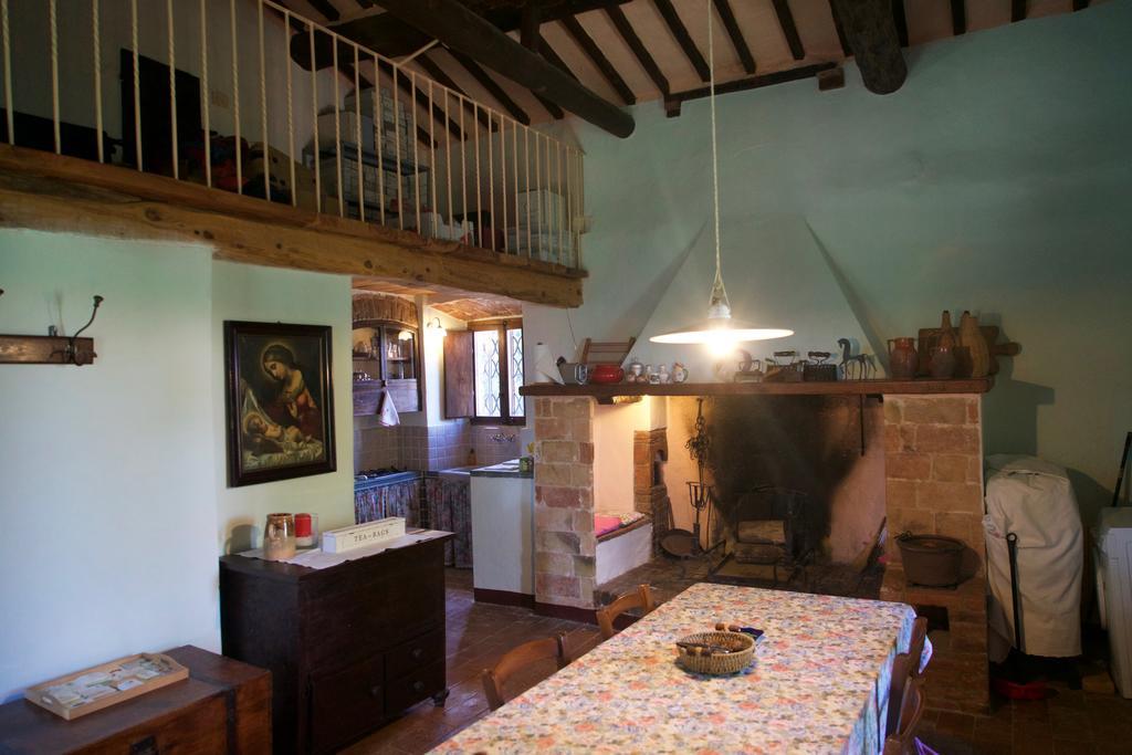 Agriturismo Il Caio Cetona Bagian luar foto
